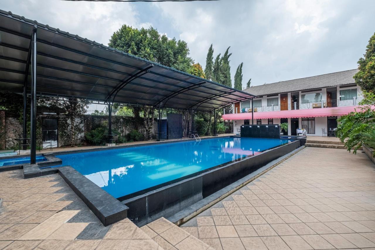 Narima Resort Hotel Lembang Exterior foto